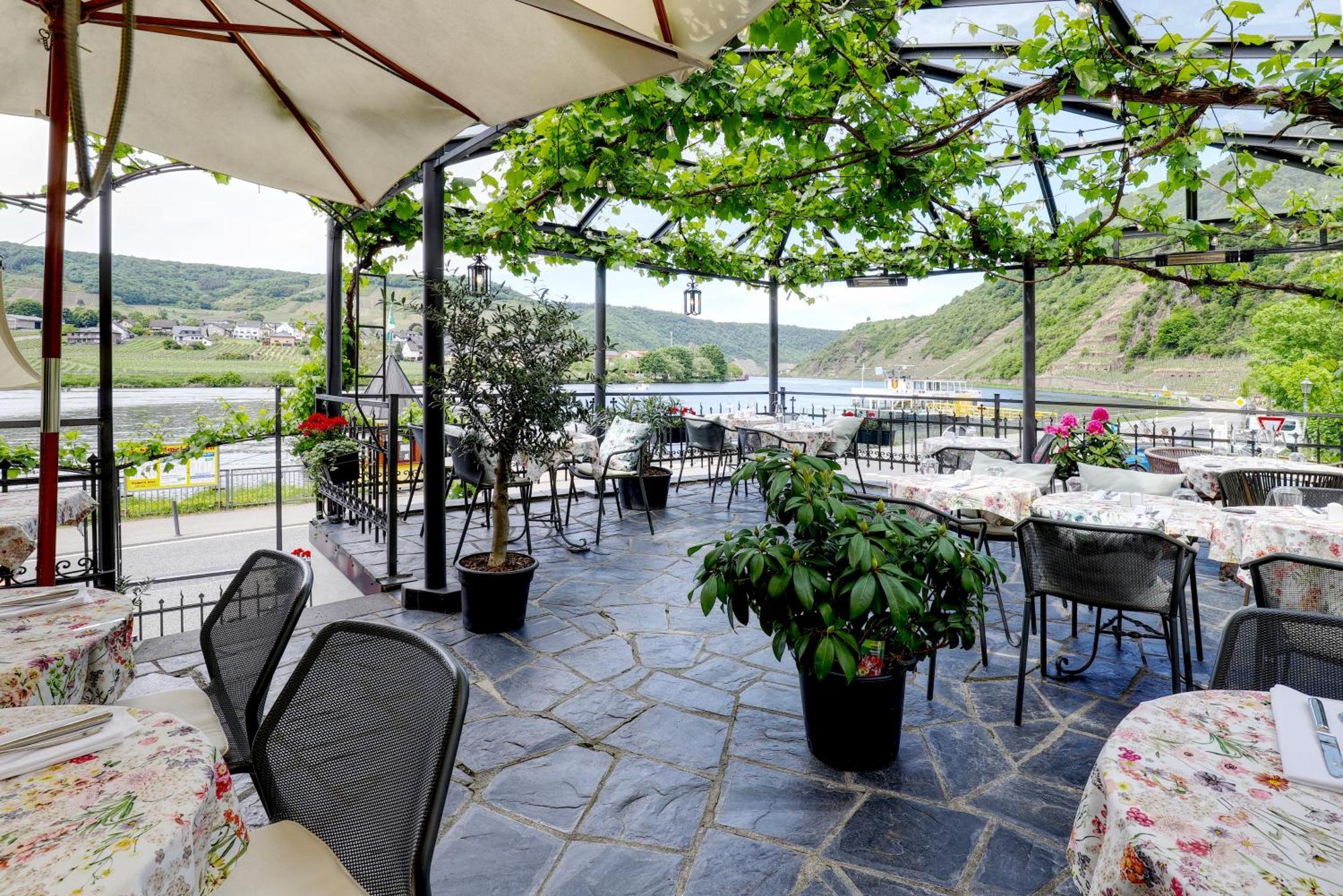 Hotel Lipmann "Am Klosterberg" Beilstein  Exterior foto